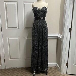 La Femme Strapless dark gray Silver Gown prom dress size 8 NWOT 336